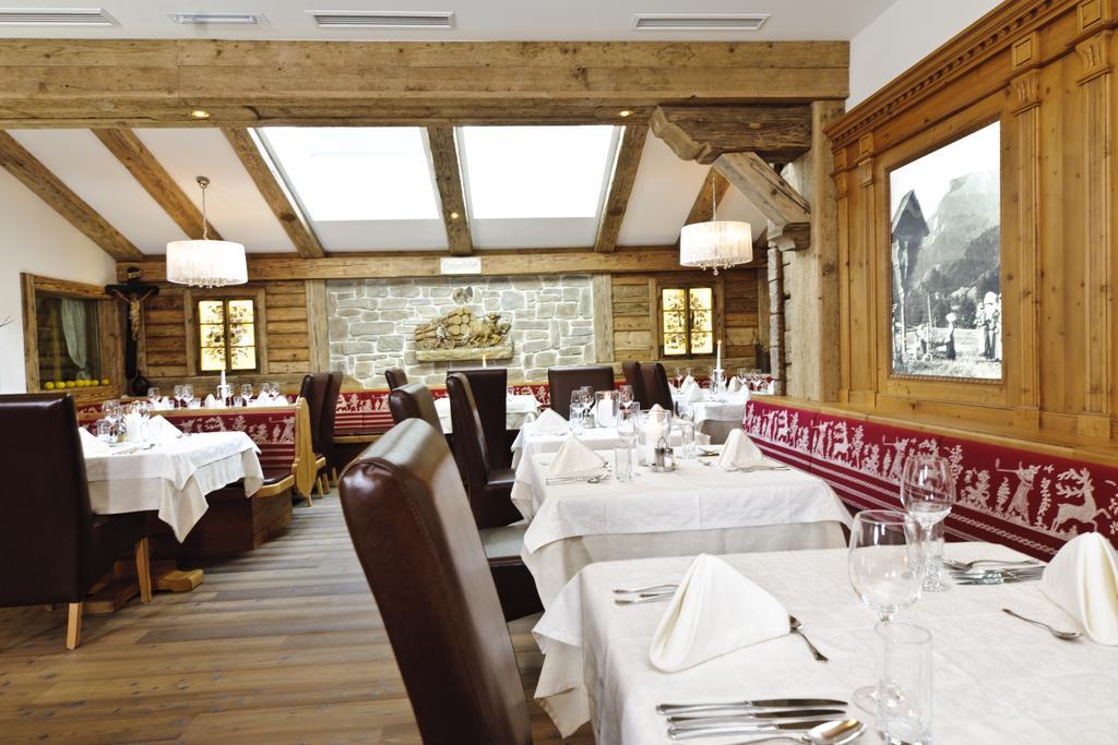 Hotel Gasthof Perauer Mayrhofen Exterior photo